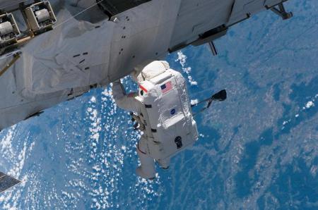 Un astronaute au boulot